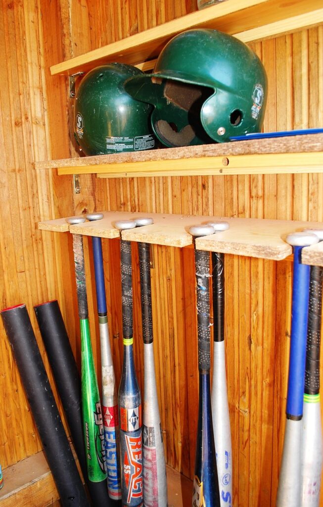 Custom Baseball Wood Bats for Enhanced Performance and Durability