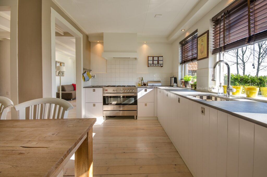 Kitchen Cabinets Toronto: Quality Choices for Every Style and Budget